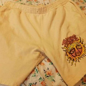 Women's shorts size large